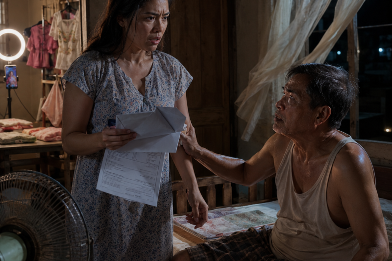 Sa Pagdinig, Inilabas ng Matanda ang mga Pekeng Larawan Laban sa Kanyang Manugang—Ngunit Isang Record Book at ang Matapang na Salita ng Bata ang Bumagsak sa Kanyang mga Kasinungalingan